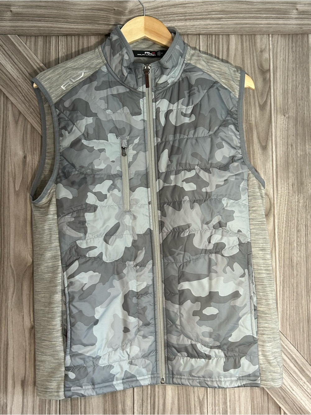 RLX Ralph Lauren "The Cliffs" Gray Camo Hybrid Golf Performance Vest - Men's M